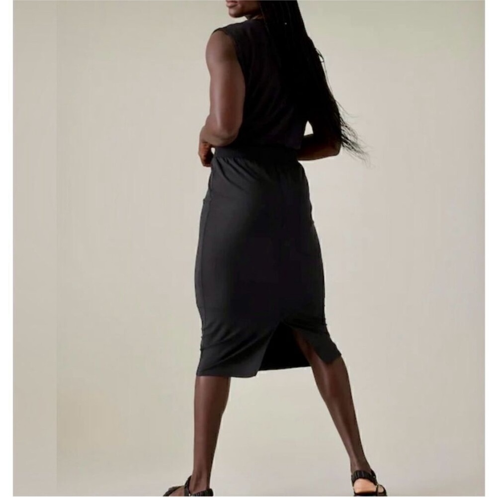 Athleta Santorini Cinch Dress in Black size Medium - Picture 3 of 14